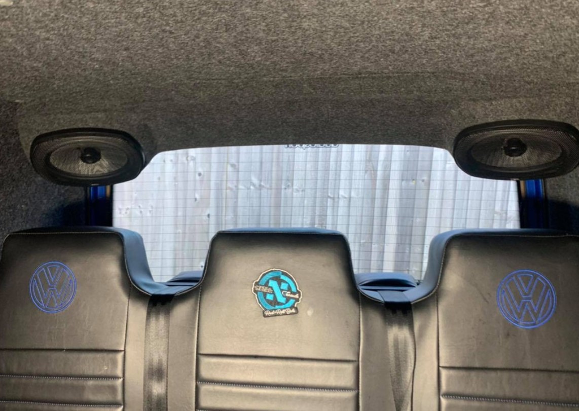 Rear speaker installation in a Volkswagen interior